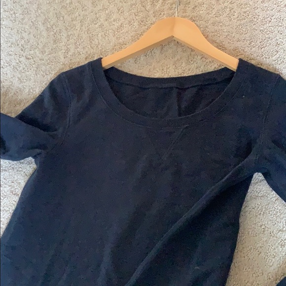 Lulu lemon sweatshirt - Picture 4 of 5